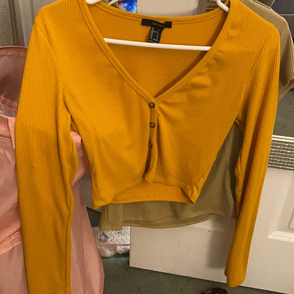 crop top